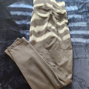 Grey size 4x Pop Fit leggings with POCKETS